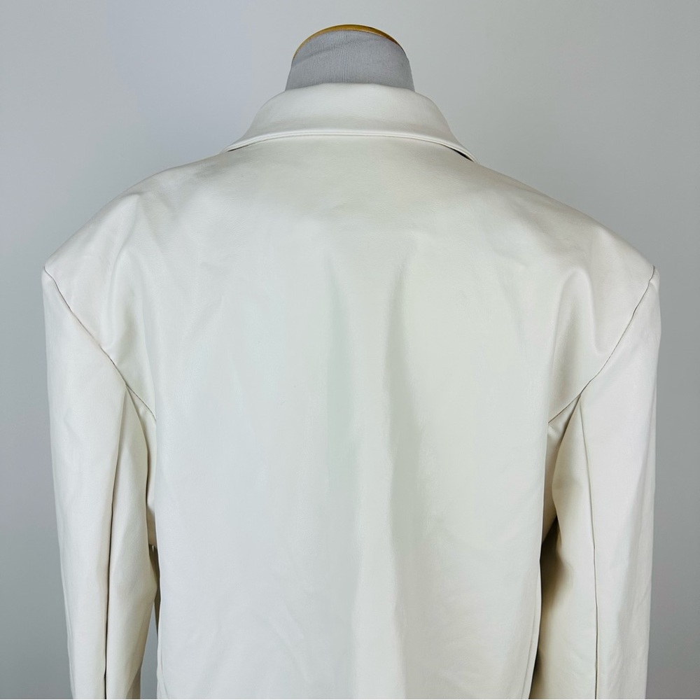 Edikted Anna White Oversized Faux Leather Blazer Size XS - Picture 12 of 16